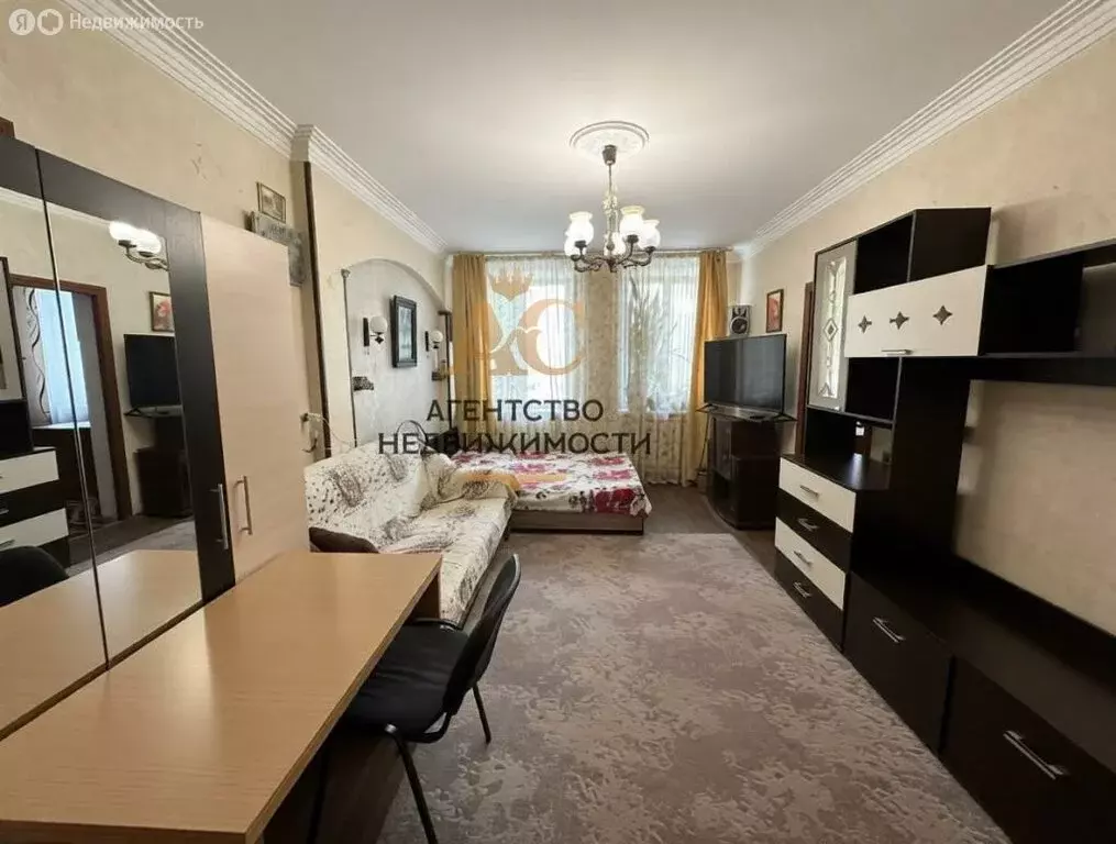 3-комнатная квартира: Феодосия, Украинская улица, 25 (76 м) - Фото 1