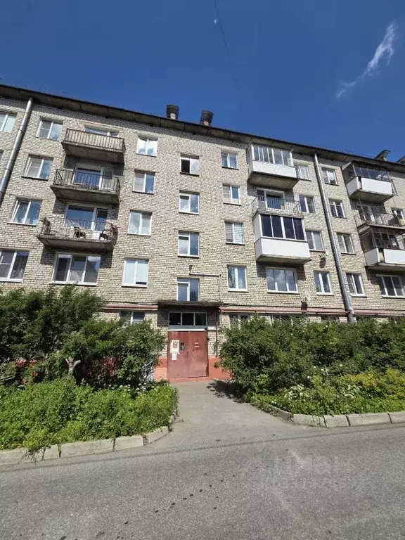 3-к кв. Санкт-Петербург, Санкт-Петербург, Ломоносов ул. Красного ... - Фото 1