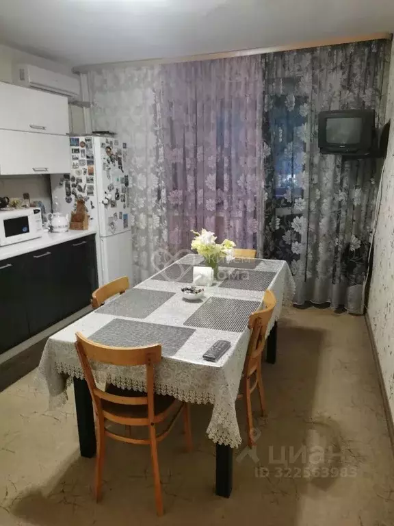 3-к кв. Волгоградская область, Волгоград ул. Клименко, 7 (98.2 м) - Фото 2