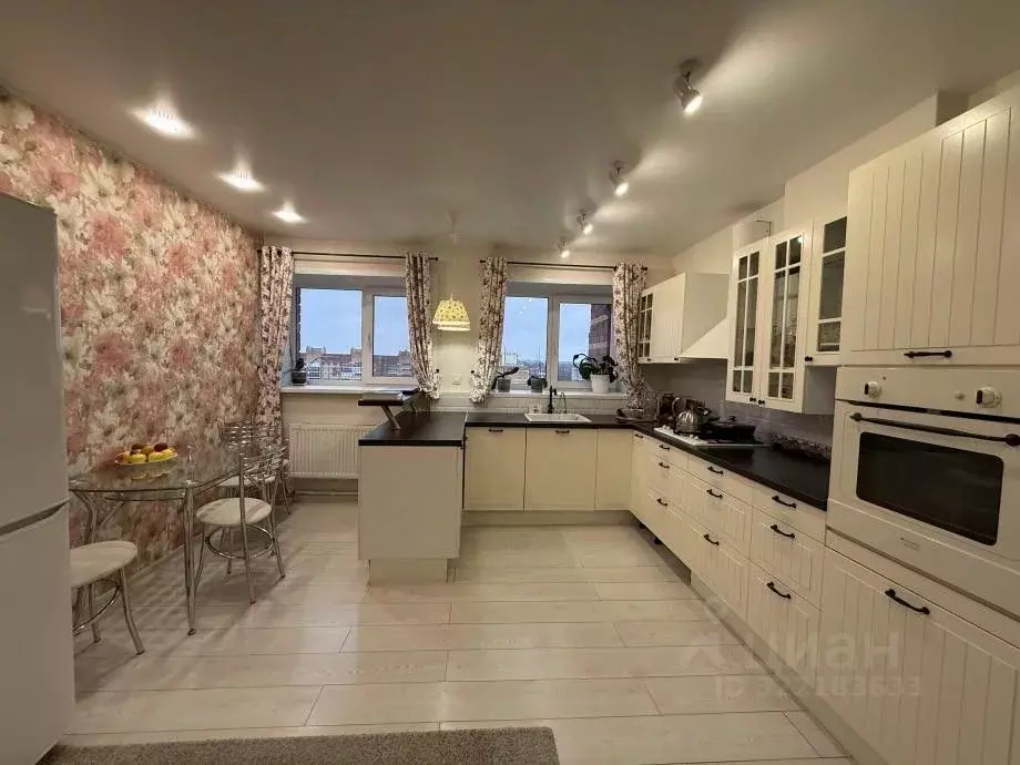 2-к кв. Татарстан, Зеленодольск ул. Космонавтов, 15 (67.7 м) - Фото 2