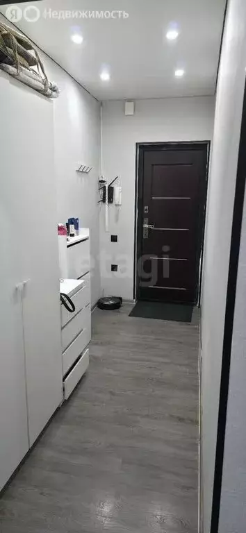 2-комнатная квартира: Зеленоградск, улица Лермонтова, 11 (66 м) - Фото 1