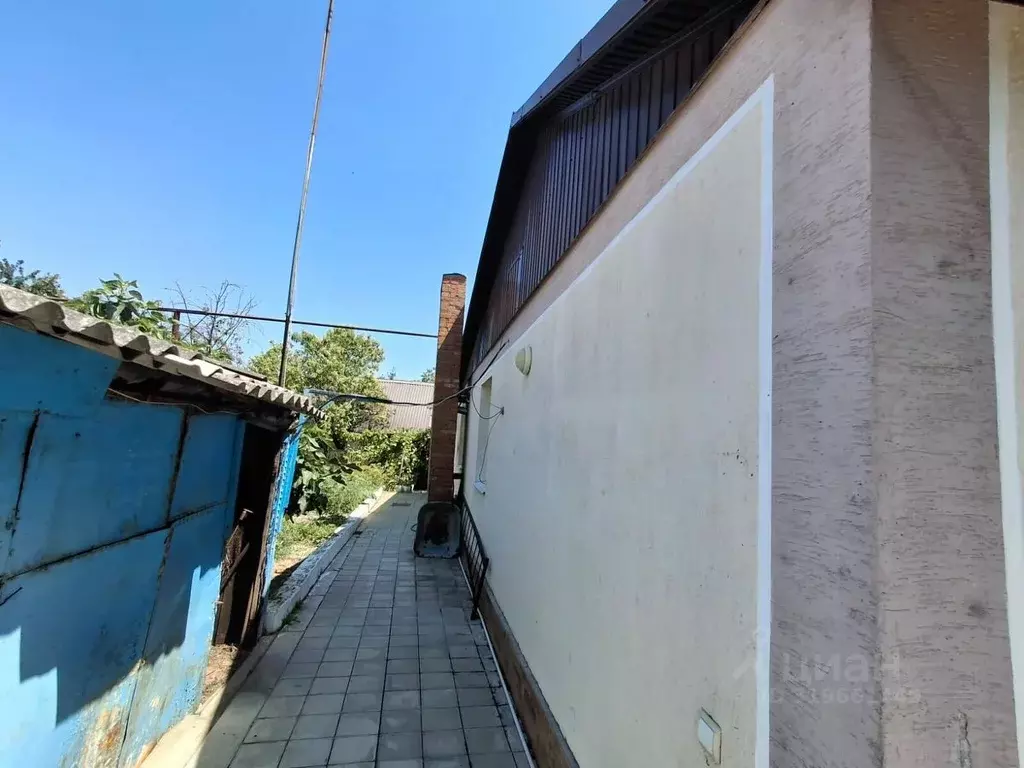 Дом в Краснодарский край, Абинск Ипподромная ул. (73 м) - Фото 2