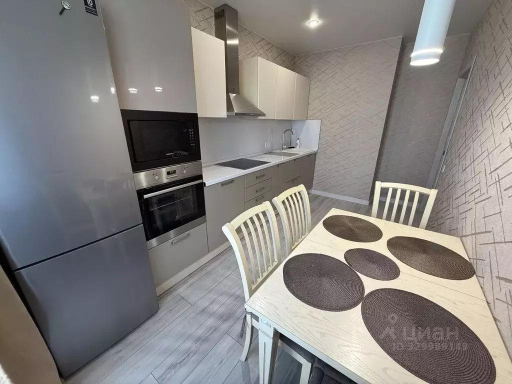 1-к кв. Иркутская область, Иркутск бул. Рябикова, 21/1 (36.0 м) - Фото 1