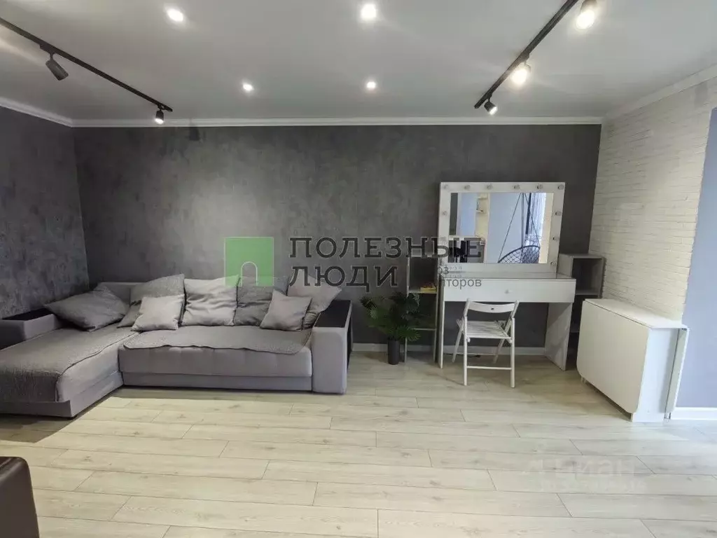 3-к кв. Орловская область, Орел Ливенская ул., 21 (66.5 м) - Фото 1