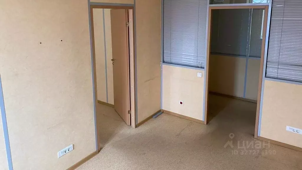 Офис в Свердловская область, Екатеринбург ул. Ангарская, 77 (24 м) - Фото 2