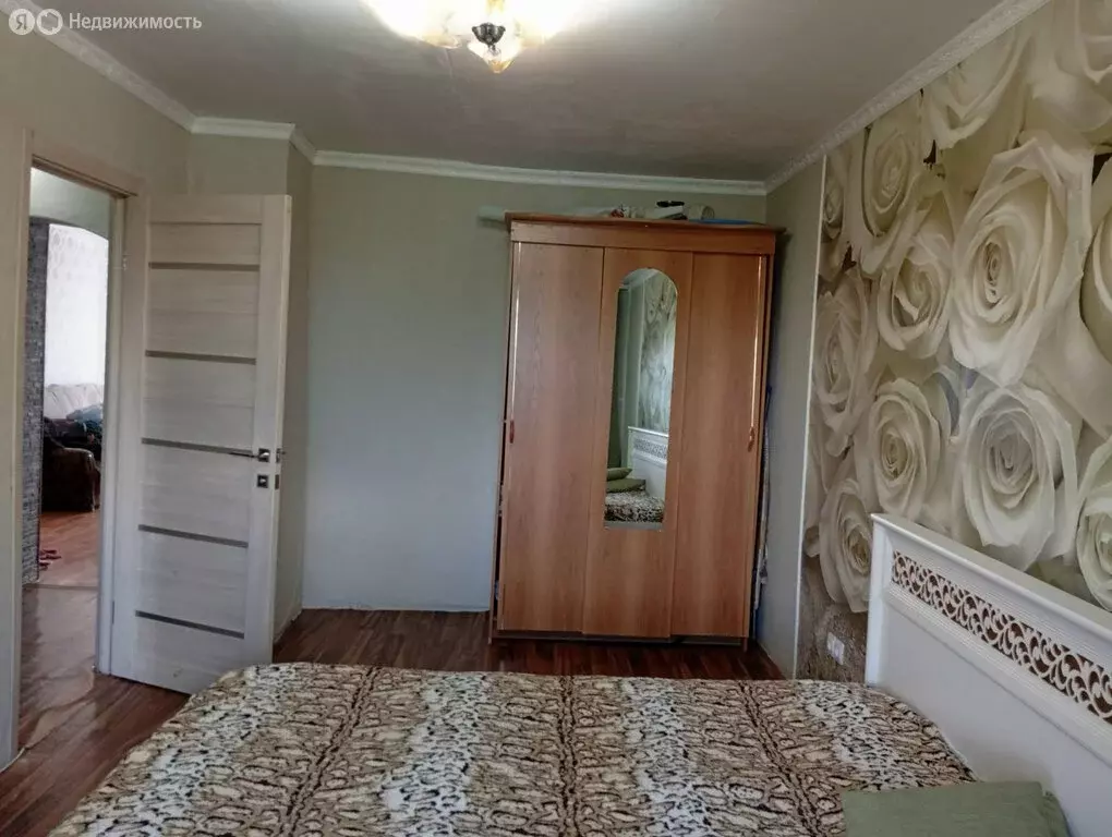 3-комнатная квартира: Курган, проспект Конституции, 42 (61.8 м) - Фото 1