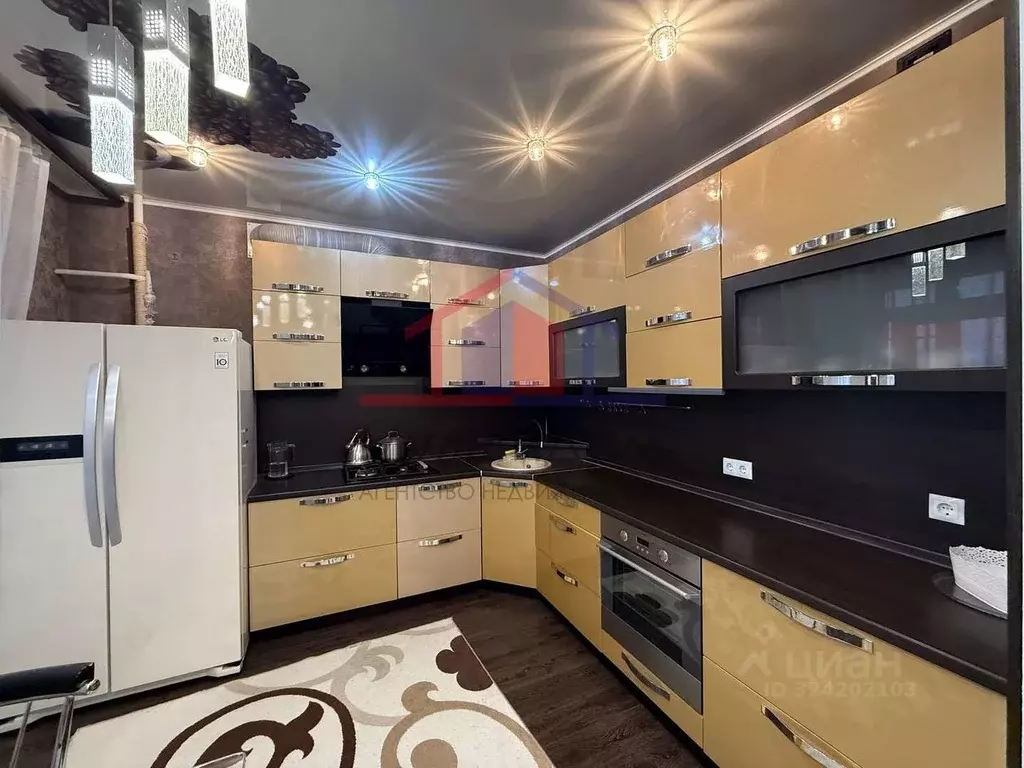 2-к кв. Белгородская область, Губкин ул. Дзержинского, 115Б (61.0 м) - Фото 1