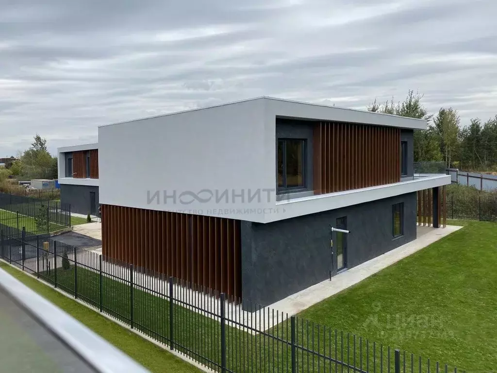 Дом в Московская область, Красногорск городской округ, с. Дмитровское ... - Фото 1