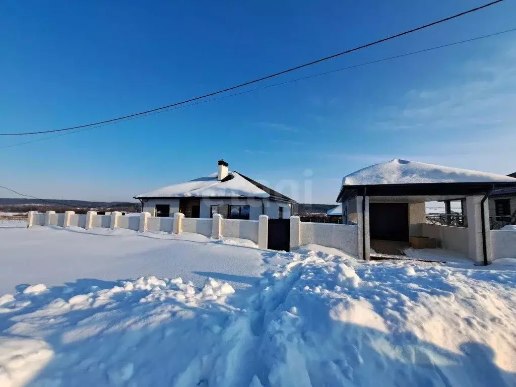 Дом в Удмуртия, Сарапульский район, с. Сигаево ул. Цветочная, 6 (90 м) - Фото 0