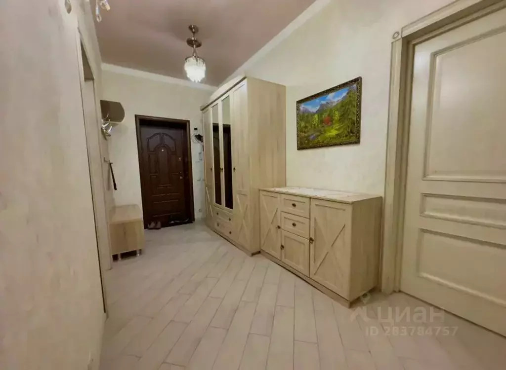 2-к кв. Ставропольский край, Ессентуки Пятигорская ул., 24/1 (75.0 м) - Фото 1