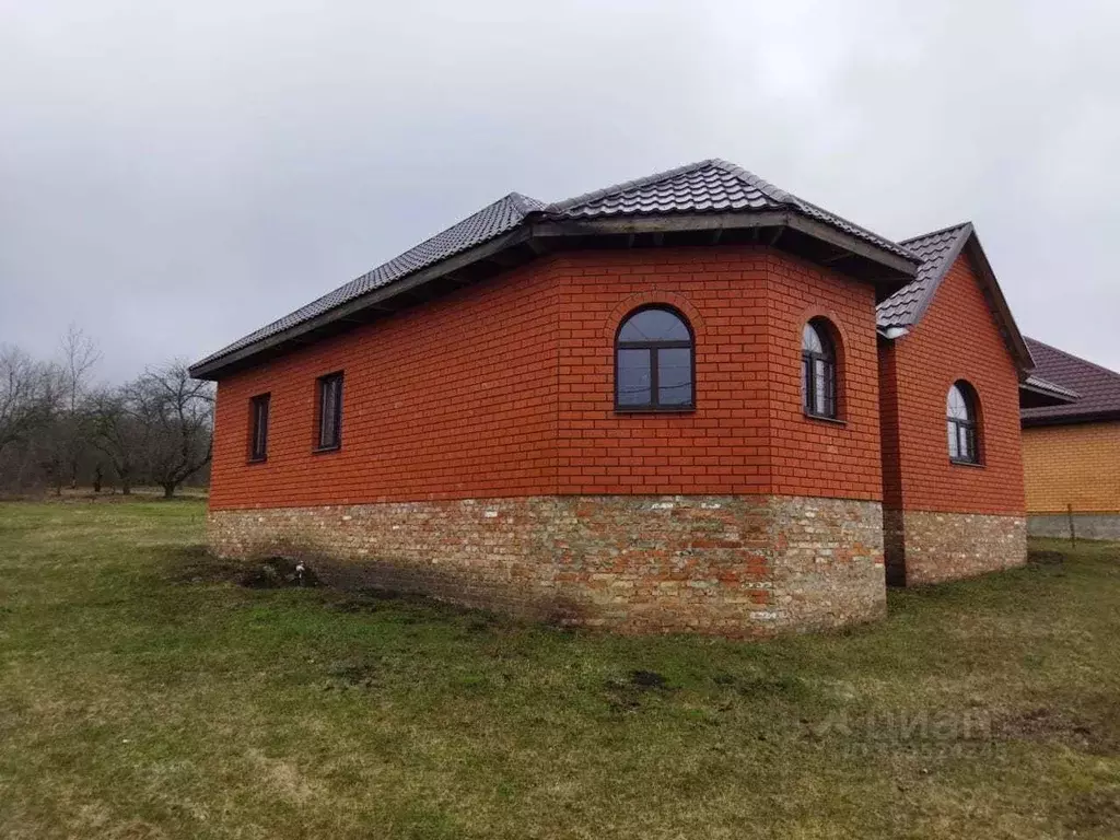 Коттедж в Белгородская область, Короча Новая ул. (120 м) - Фото 1