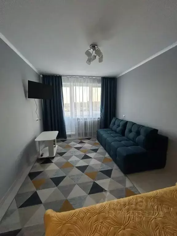 1-к кв. Псковская область, Печоры Юрьевская ул., 57 (33.0 м) - Фото 1