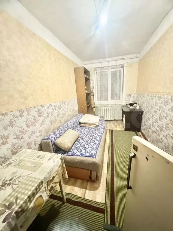 Комната 12 м в 6-к., 3/3 эт. - Фото 0