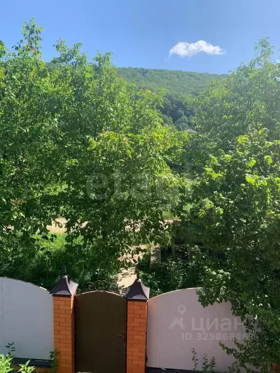 Дом в Адыгея, Майкопский район, Победенское с/пос, пос. Удобный ул. ... - Фото 1