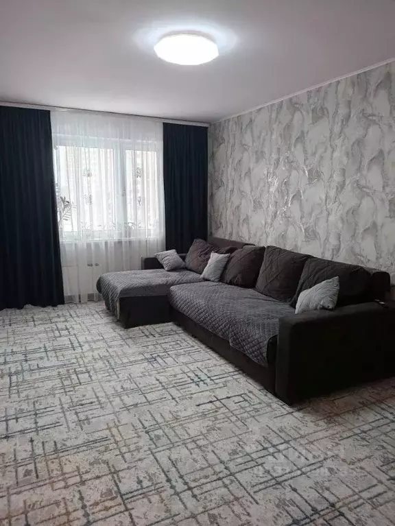 2-к кв. Ханты-Мансийский АО, Сургут ул. Крылова, 30 (72.0 м) - Фото 0