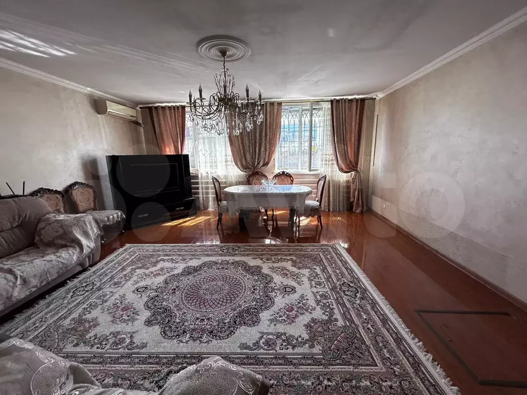 2-к. квартира, 59 м, 1/5 эт. - Фото 0