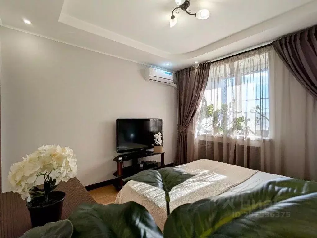 1-к кв. Татарстан, Казань ул. Рустема Яхина, 15/1 (65.0 м) - Фото 2