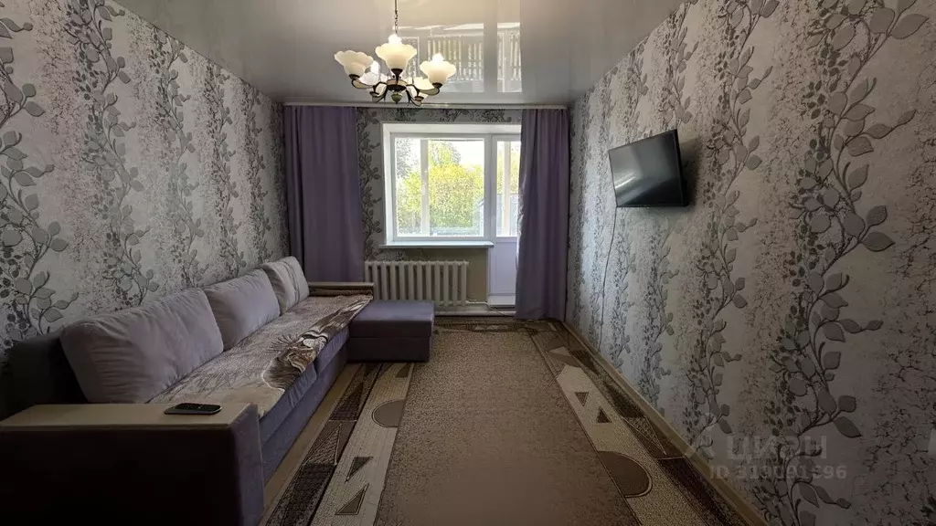 3-к кв. Тюменская область, Заводоуковск Федеративная ул. (55.4 м) - Фото 0