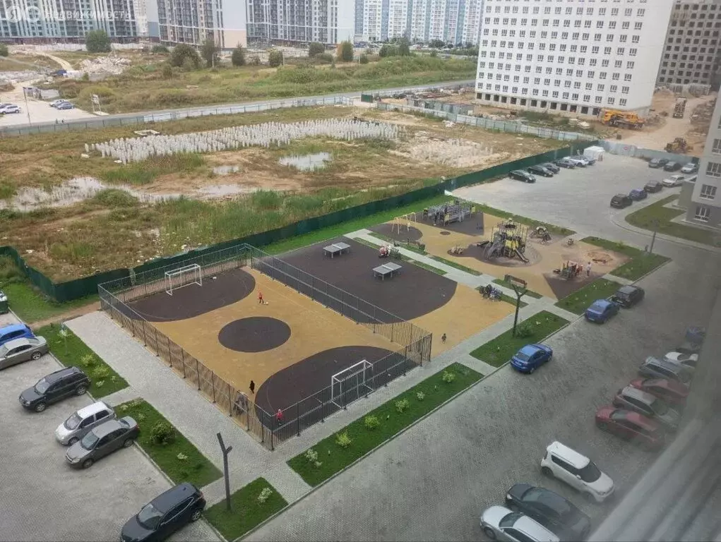 3-комнатная квартира: Тверь, улица Левитана, 93А (68 м) - Фото 1