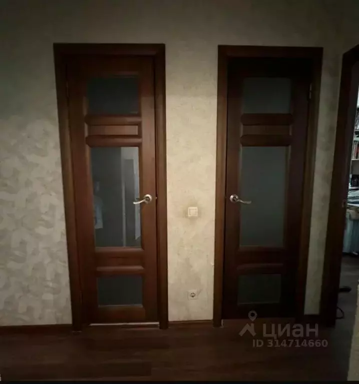 3-к кв. Волгоградская область, Волгоград Кузнецкая ул., 71а (69.8 м) - Фото 1