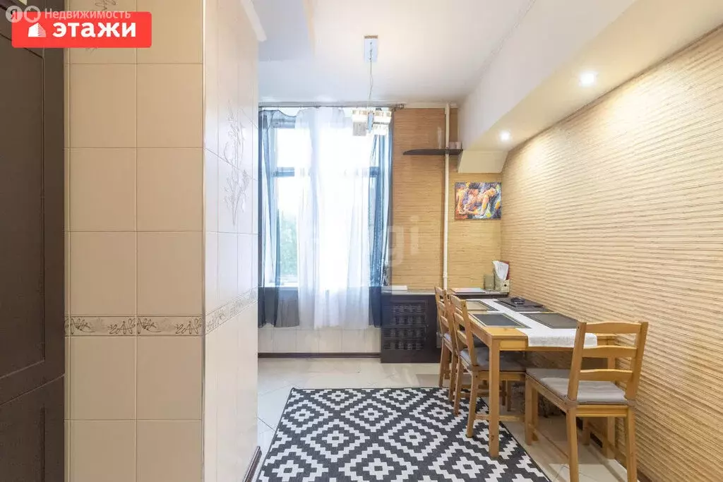 3-комнатная квартира: Петрозаводск, проспект Ленина, 4 (75.9 м) - Фото 1