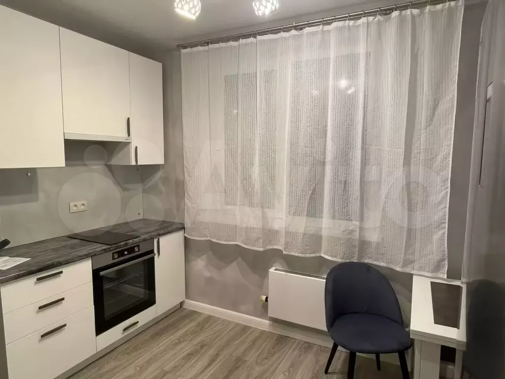 1-к. квартира, 40 м, 4/17 эт. - Фото 1