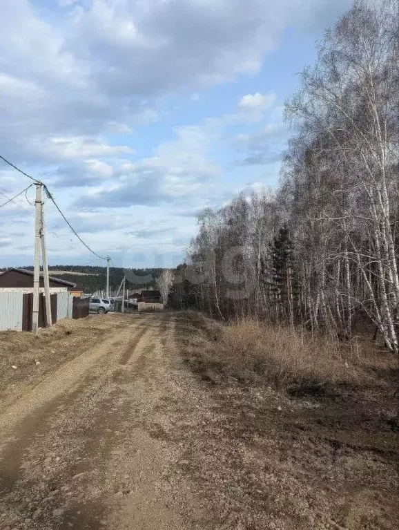 Участок в Иркутская область, Иркутский муниципальный округ, д. Малая ... - Фото 1