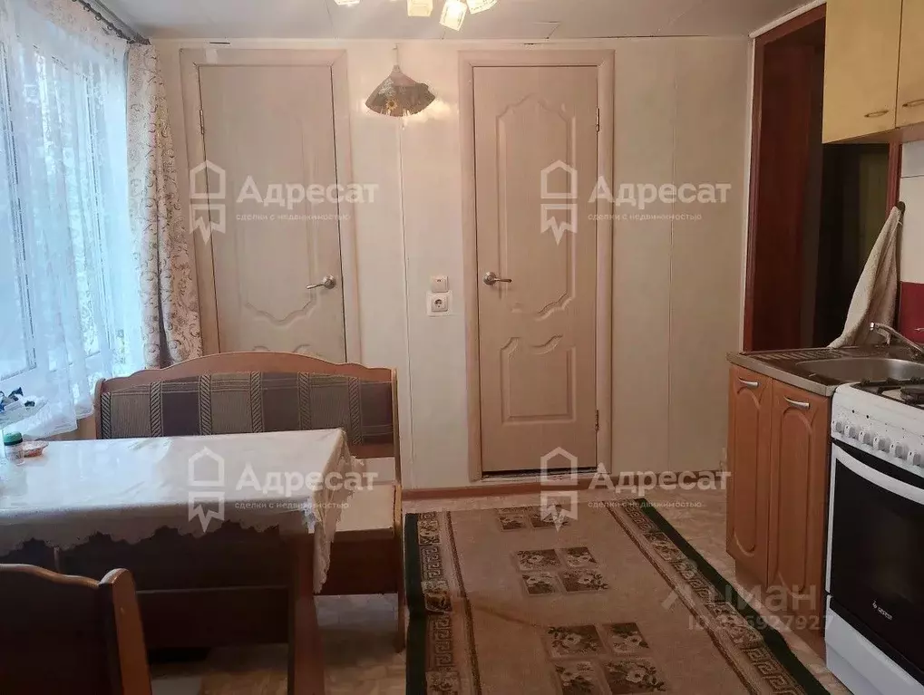 3-к кв. Волгоградская область, Волгоград Ардатовская ул., 2А (56.3 м) - Фото 1