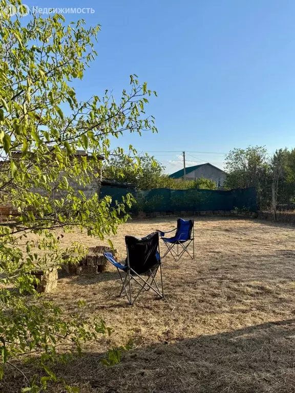Дом в Сакский район, Суворовское сельское поселение, село Великое, ... - Фото 1