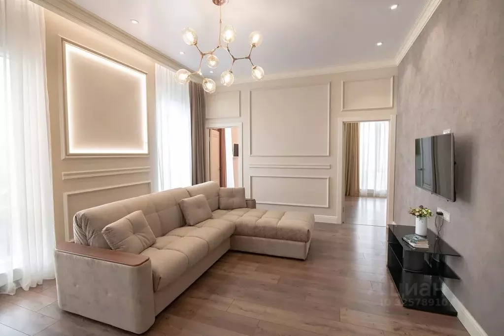 2-к кв. Краснодарский край, Сочи Светлана мкр, ул. Депутатская, 10 ... - Фото 1