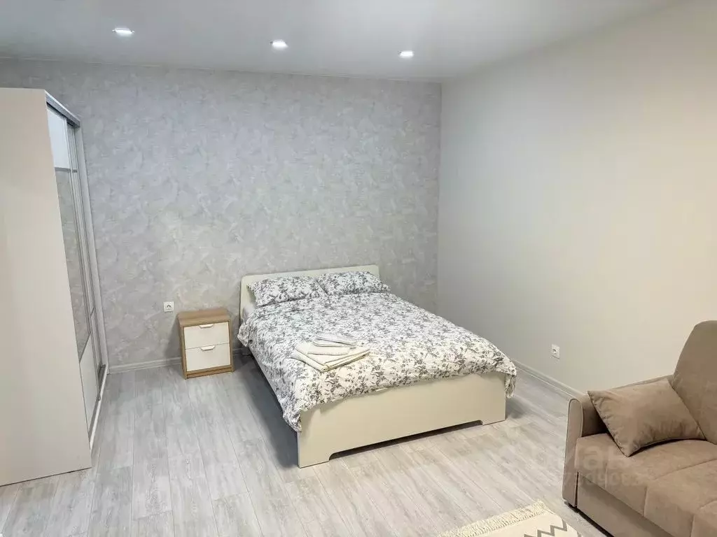 1-к кв. Волгоградская область, Волгоград ул. Льва Толстого, 1Б (45.0 ... - Фото 1