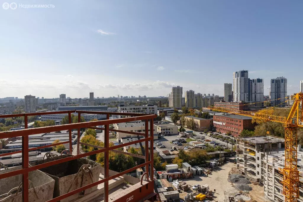 2-комнатная квартира: Екатеринбург, Черкасская улица, 5к2 (55.56 м) - Фото 1