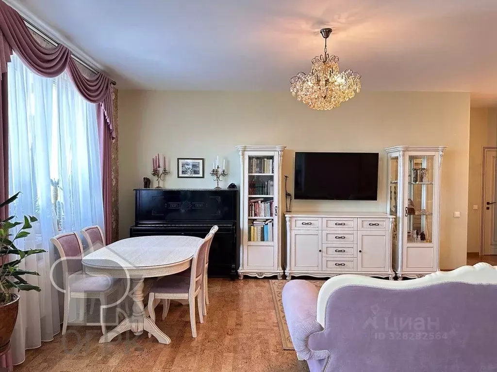 3-к кв. Москва Рублевское ш., 70к7 (102.6 м) - Фото 1