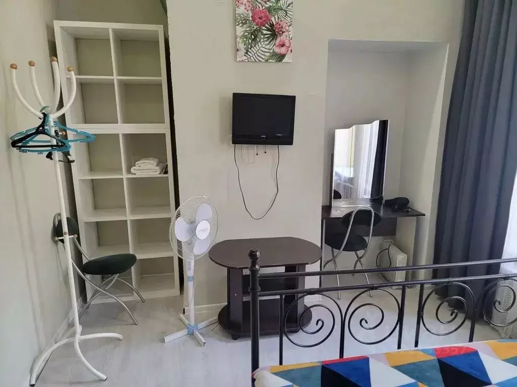 Комната Санкт-Петербург Невский просп., 72 - Фото 2