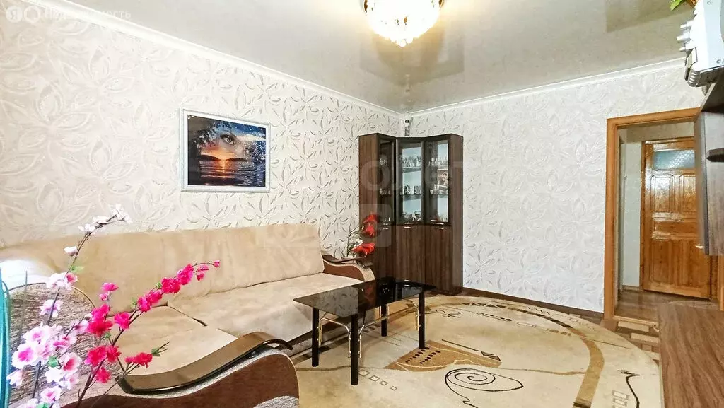 3-комнатная квартира: Оренбург, микрорайон Красный Городок, улица ... - Фото 0