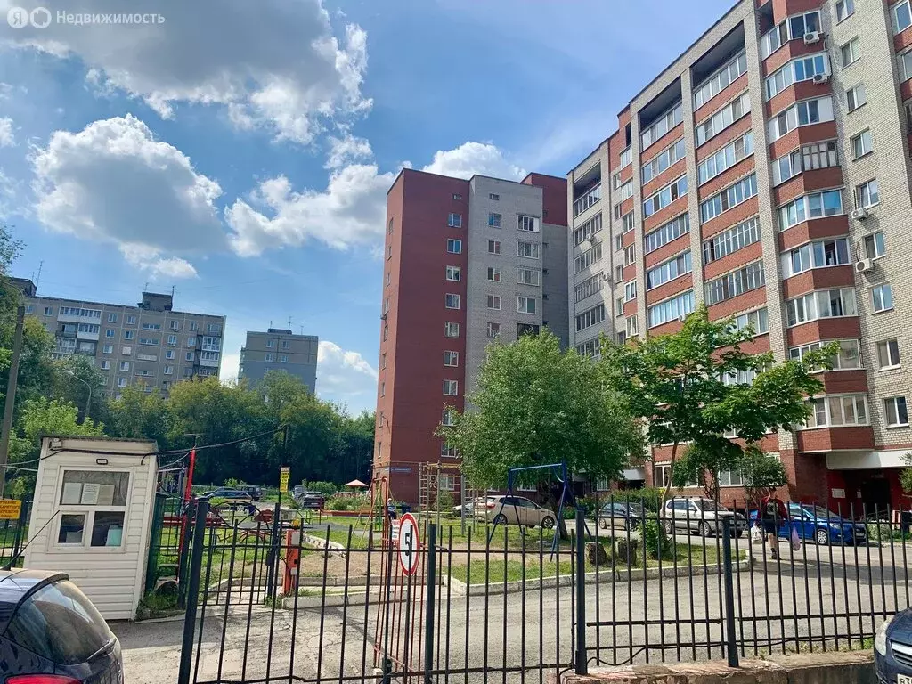 3-комнатная квартира: Пермь, Коломенская улица, 57 (90.2 м) - Фото 0