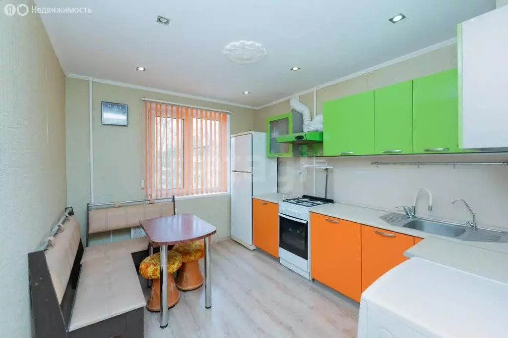 3-комнатная квартира: Пермь, улица Гашкова, 23 (57.9 м) - Фото 0