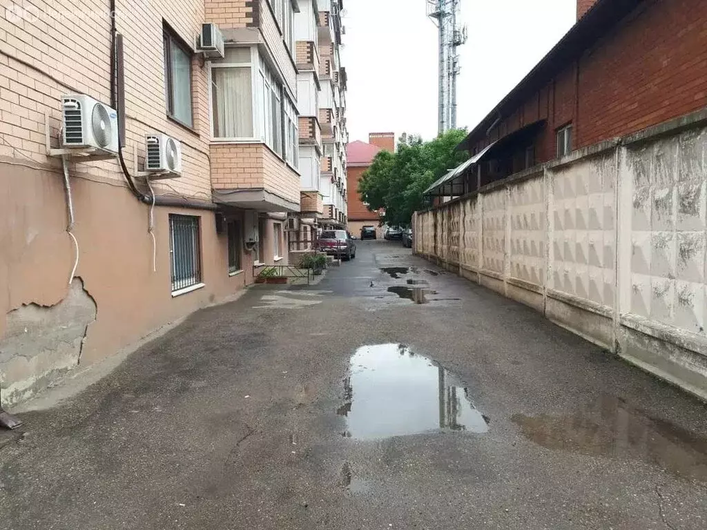 Квартира-студия: Краснодар, микрорайон Дубинка, улица Ковтюха, 109/3 ... - Фото 2