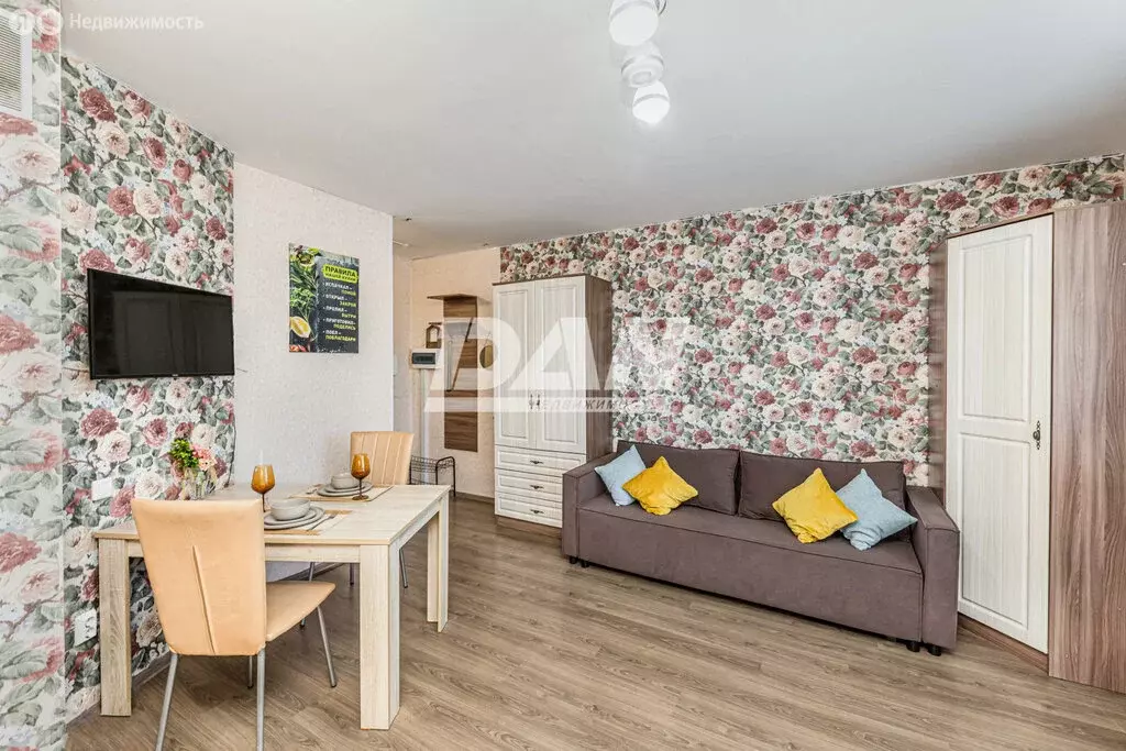 Квартира-студия: Челябинск, улица Петра Столыпина, 19 (24.6 м) - Фото 2