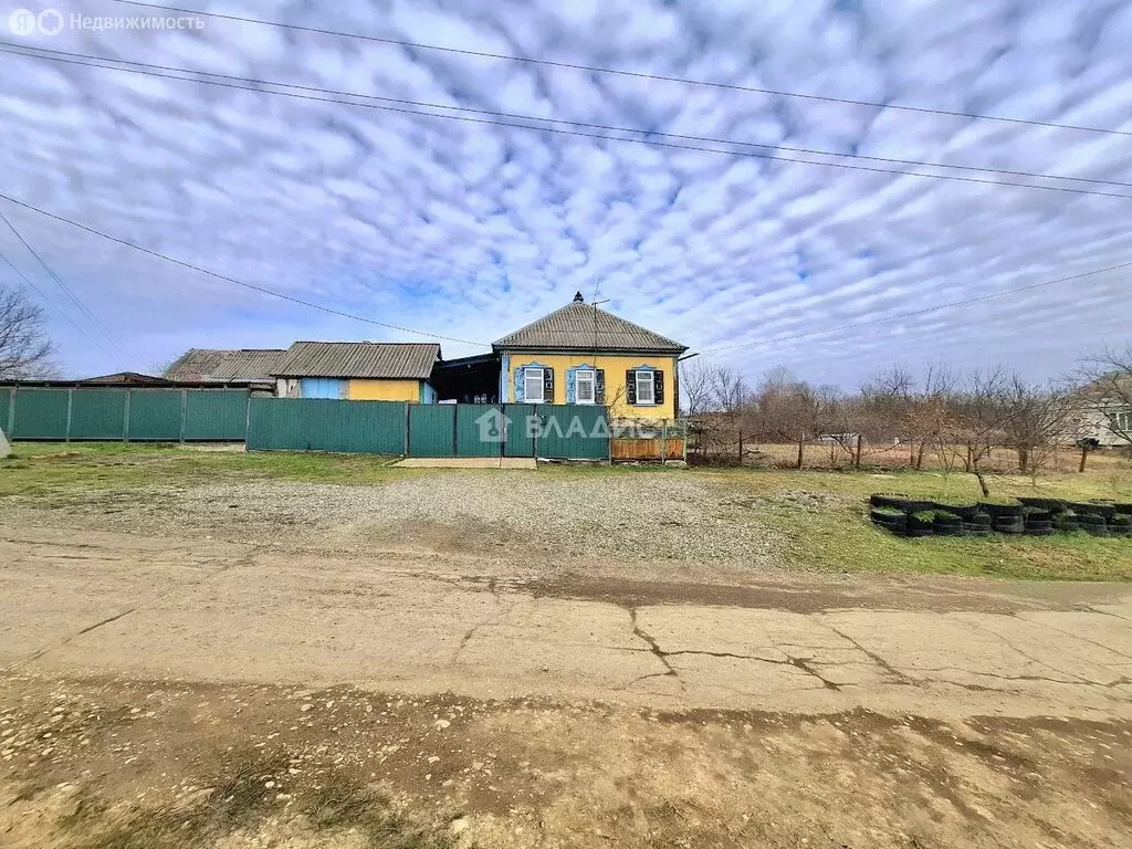 Дом в станица Курджипская, Школьная улица, 52 (67.9 м) - Фото 1