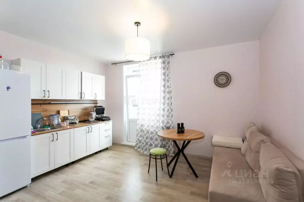 3-к кв. Новосибирская область, Новосибирск ул. Петухова, 162 (62.0 м) - Фото 0