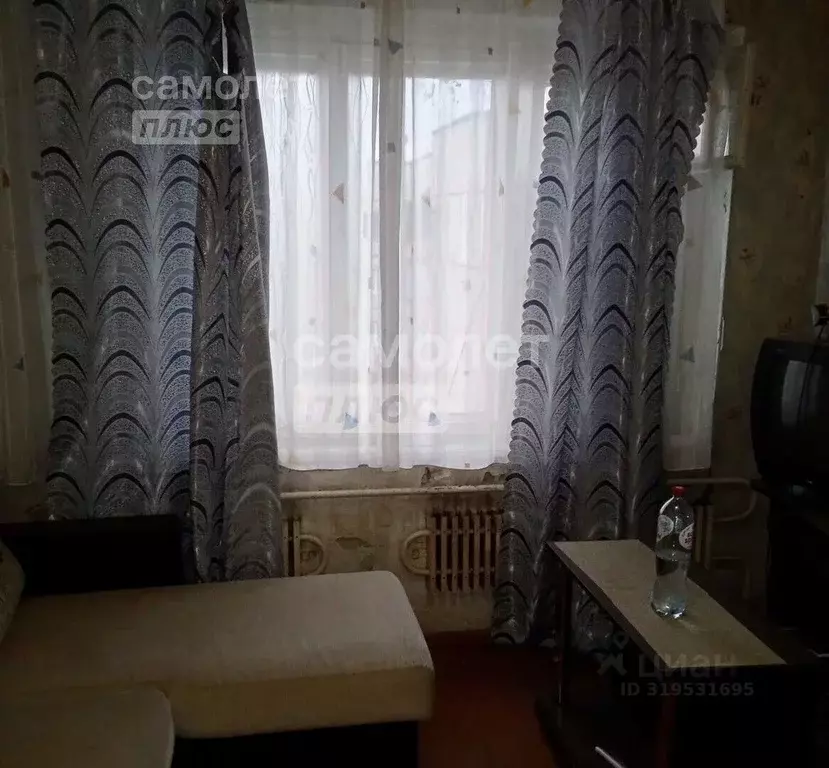 Комната Челябинская область, Челябинск ул. Чайковского, 9 (12.0 м) - Фото 0
