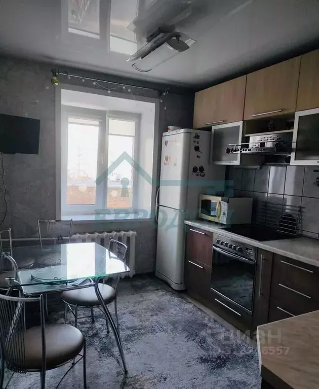 3-к кв. Новосибирская область, Новосибирск ул. Гоголя, 208 (63.0 м) - Фото 0