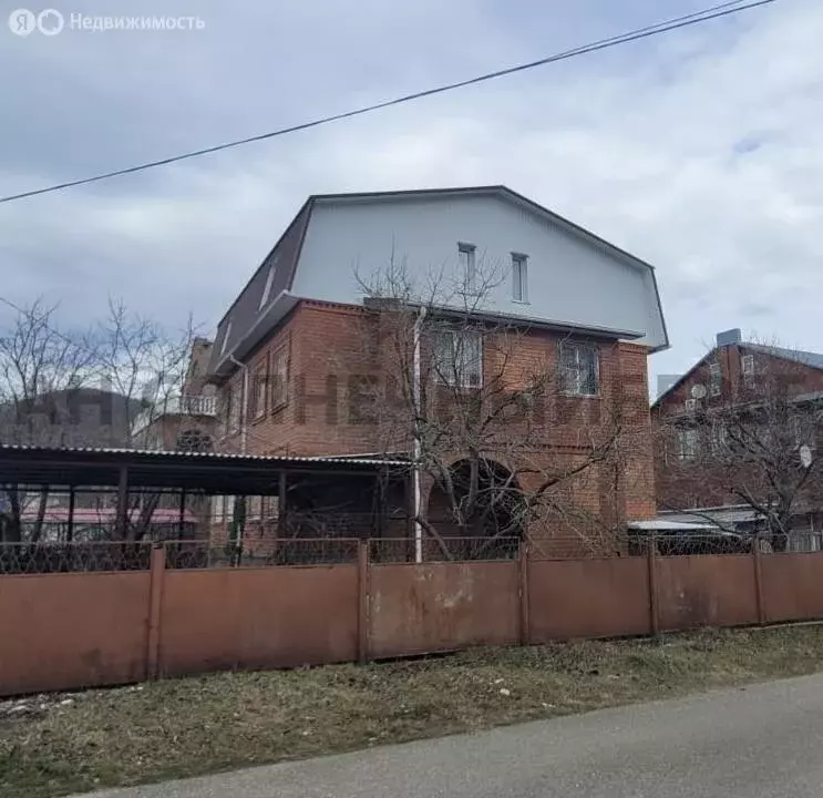 Дом в посёлок городского типа Новомихайловский, Ростовская улица, 18 ... - Фото 0