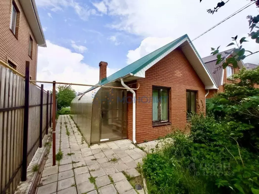 Дом в Марий Эл, Медведевский район, Знаменское с/пос, пос. Знаменский ... - Фото 1