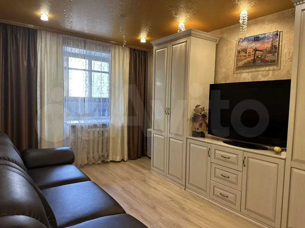 2-к. квартира, 41 м, 2/9 эт. - Фото 0