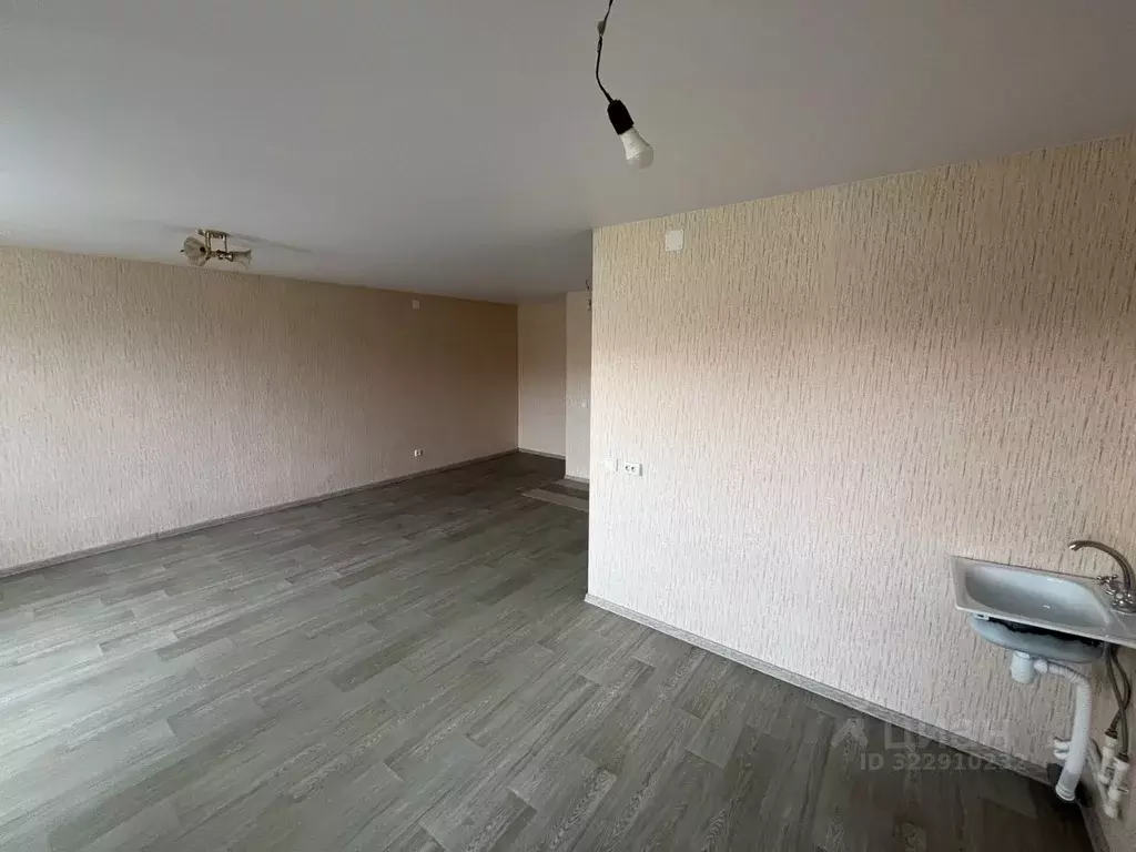 Студия Красноярский край, Емельяново пгт ул. Урожайная, 5 (36.2 м) - Фото 2