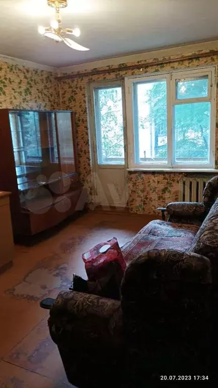 Комната 17м в 3-к, 4/5эт. - Фото 1