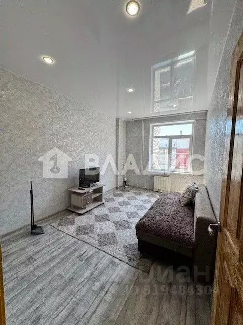 1-к кв. Бурятия, Улан-Удэ 102-й мкр, ул. Ринчино, 10 (34.2 м) - Фото 0