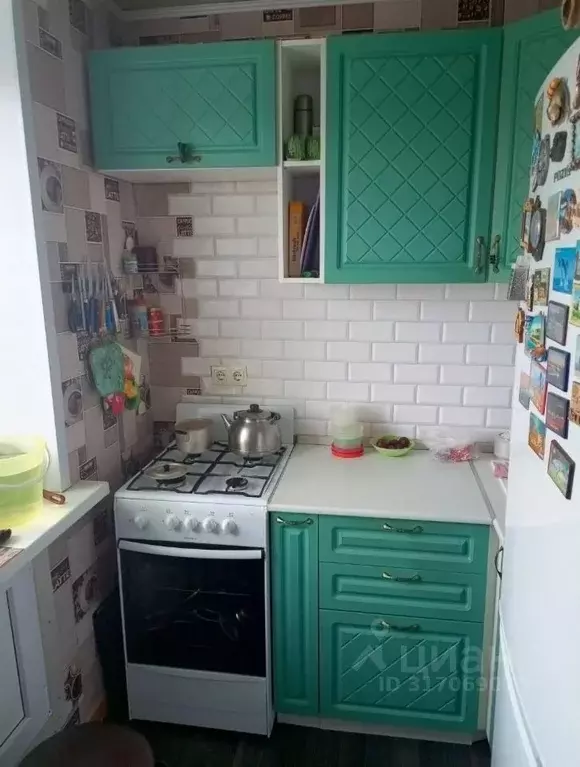 2-к кв. Саратовская область, Саратов Лунная ул., 3 (43.0 м) - Фото 0